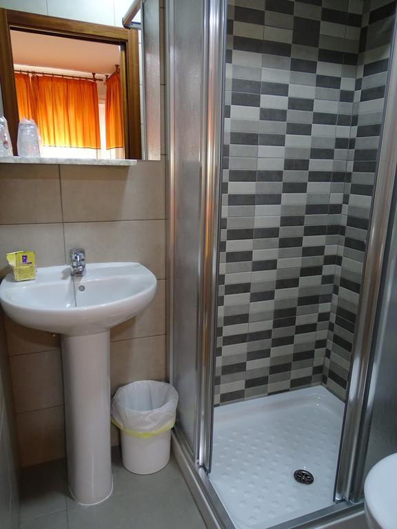Hostal Argentina Касерес Экстерьер фото