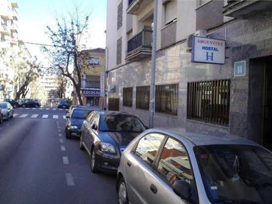 Hostal Argentina Касерес Экстерьер фото