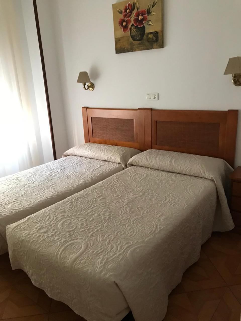 Hostal Argentina Касерес Экстерьер фото