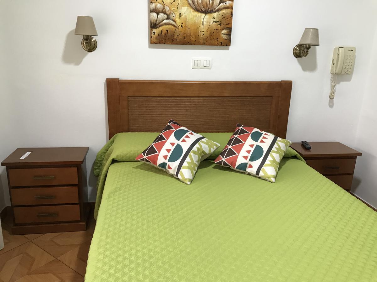 Hostal Argentina Касерес Экстерьер фото